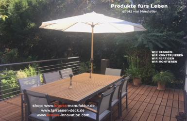 Romantischer Sitzplatz auf dem Terrassen-Deck, Terrasse, Geländer,