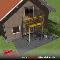 Stehbalkon mit Glasboden und Staketengeländer 