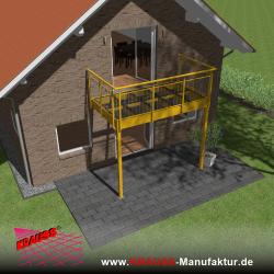 Stehbalkon mit Glasboden und Staketengeländer 