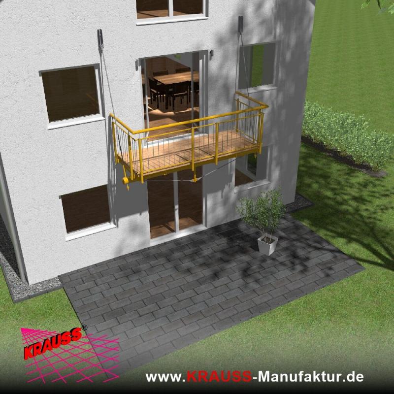 Hängebalkon mit Douglasienbelag, Staketen-Geländer 